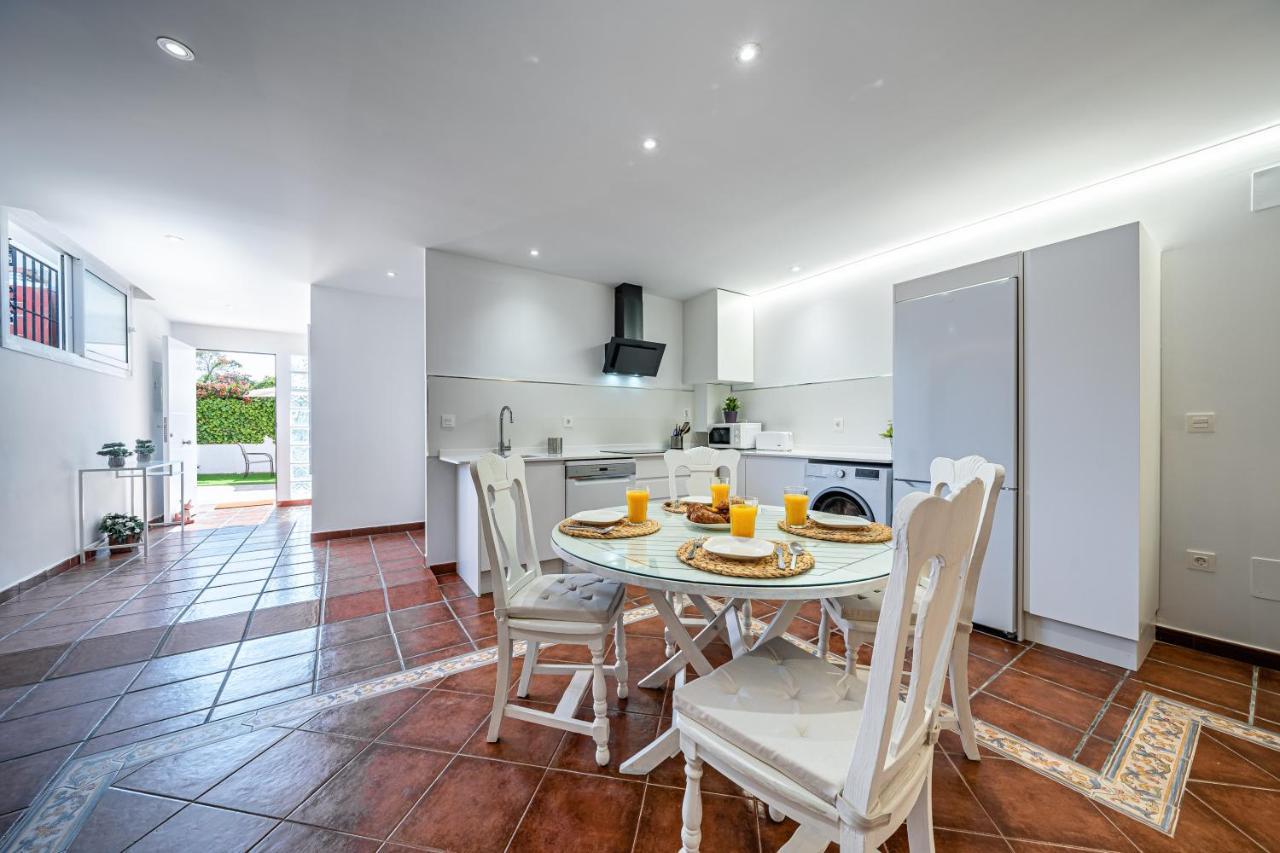 Carmen Garden & Parking Appartement *